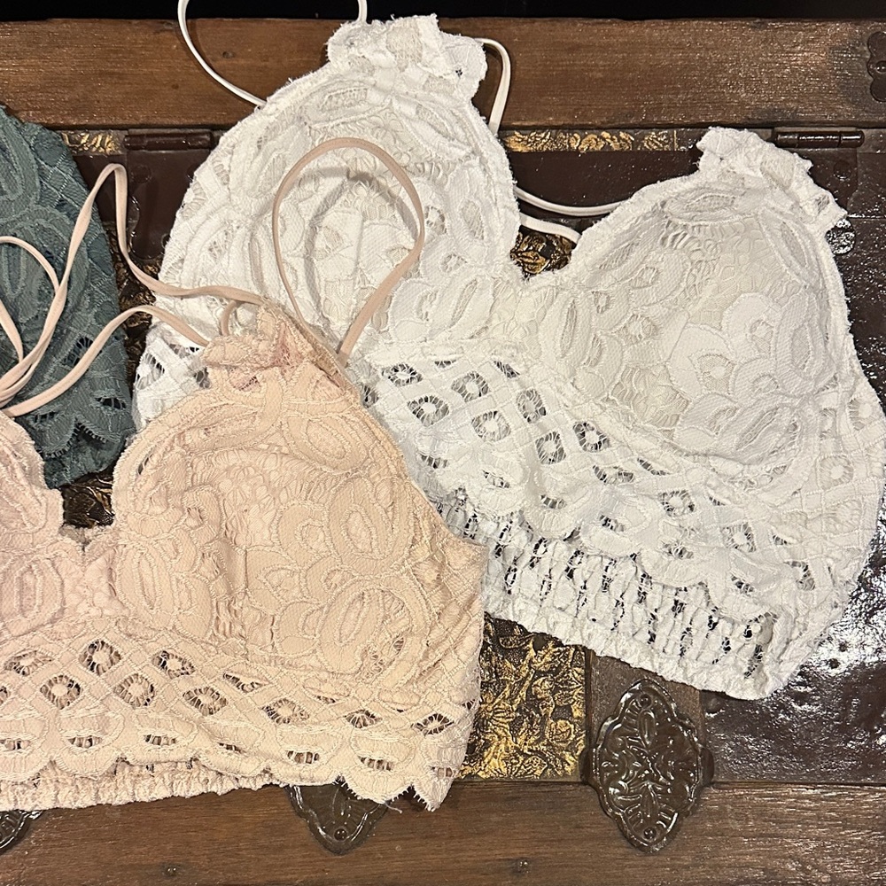 Wishlist Lace Bralette Set - Green and Cream and White - Picture 2 of 4
